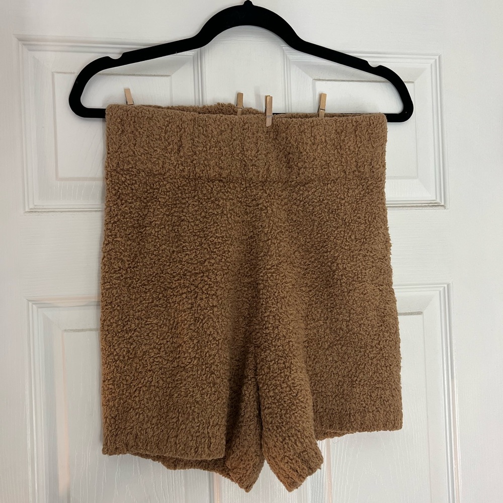 Skims Small/Medium shorts